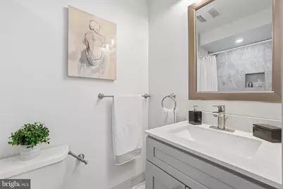 401 11th Street SE, Washington, DC 20003 - Photo 34