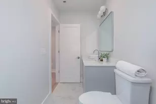 933 N St NW, Washington, DC 20001 - Photo 12