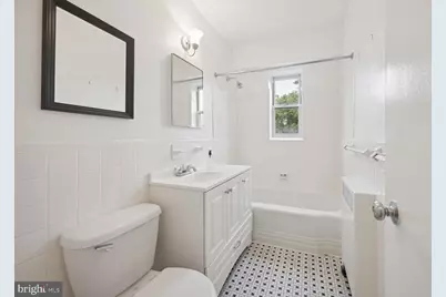 2500 Q Street NW #504, Washington, DC 20007 - Photo 14