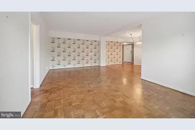 2500 Q Street NW #504, Washington, DC 20007 - Photo 8