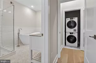 217 20th St NE, Washington, DC 20002 - Photo 12