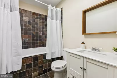 226 Rhode Island Avenue NW, Washington, DC 20001 - Photo 18