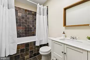 226 Rhode Island Ave NW, Washington, DC 20001 - Photo 18