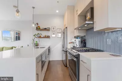 653 Irving Street NW #7, Washington, DC 20010 - Photo 10
