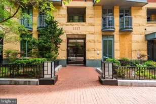 1117 10th St NW, Washington, DC 20001 - Photo 2