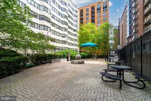 1117 10th St NW, Washington, DC 20001 - Photo 42