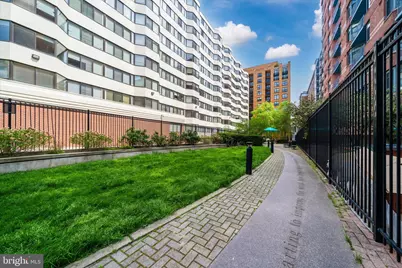1117 10th Street NW #1009, Washington, DC 20001 - Photo 42