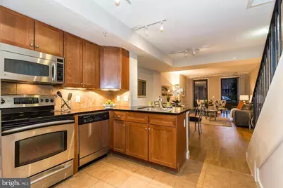 616 E Street NW #246, Washington, DC 20004 - Photo 4