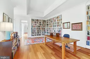 301 12th St SE, Washington, DC 20003 - Photo 26
