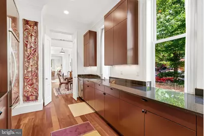 301 12th Street SE, Washington, DC 20003 - Photo 18
