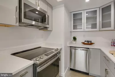 1275 25th Street NW #609, Washington, DC 20037 - Photo 12
