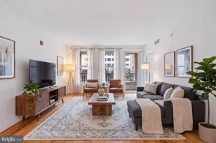 915 E St NW, Washington, DC 20004 - Photo 2