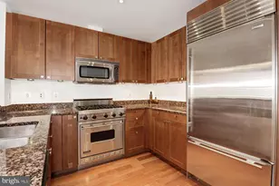 2425 L NW, Washington, DC 20037 - Photo 10