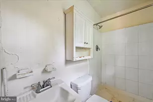 2436 Skyland Pl SE, Washington, DC 20020 - Photo 10