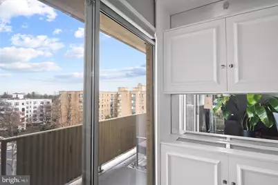 4600 Connecticut Avenue NW #904, Washington, DC 20008 - Photo 6