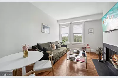 1511 22nd Street NW #42, Washington, DC 20037 - Photo 4