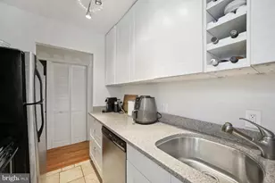 1511 22nd St NW, Washington, DC 20037 - Photo 8