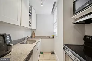 1511 22nd St NW, Washington, DC 20037 - Photo 6