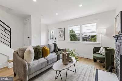 4620 Hanna Place SE, Washington, DC 20019 - Photo 2