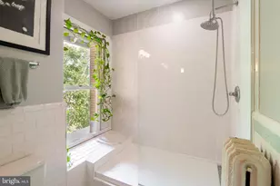 1840 Biltmore St NW, Washington, DC 20009 - Photo 14