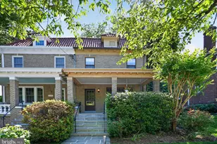 4225 37th St NW, Washington, DC 20008 - Photo 2