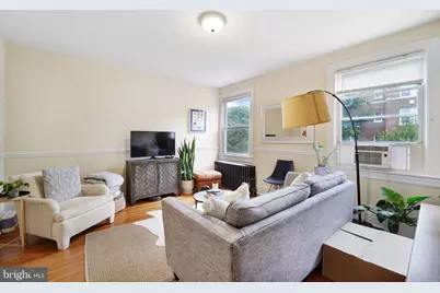 1426 12th Street NW #5, Washington, DC 20005 - Photo 4