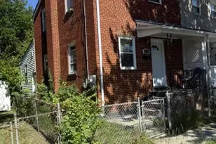 486 Burbank St SE, Washington, DC 20019 - Photo 2