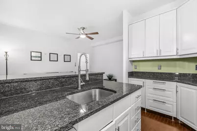 1526 17th Street NW #109, Washington, DC 20036 - Photo 8