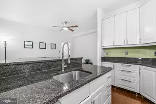 1526 17th St NW, Washington, DC 20036 - Photo 8