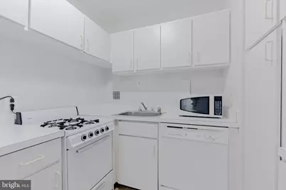 950 25th Street NW #327N, Washington, DC 20037 - Photo 4