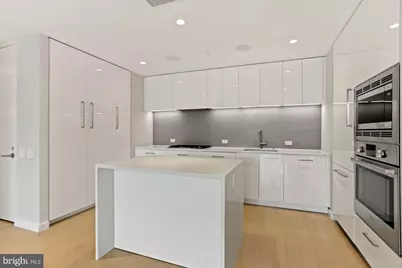 1111 24th Street NW #85, Washington, DC 20037 - Photo 4