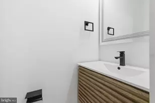 1140 Oates St NE, Washington, DC 20002 - Photo 14
