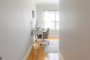 6 Rhode Island Ave NW, Washington, DC 20001 - Photo 8