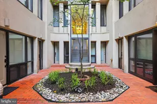 1615 Q St NW, Washington, DC 20009 - Photo 4
