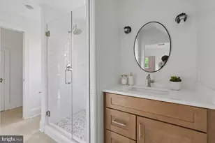 5201 38th St NW, Washington, DC 20015 - Photo 70