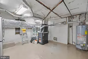 5201 38th St NW, Washington, DC 20015 - Photo 90