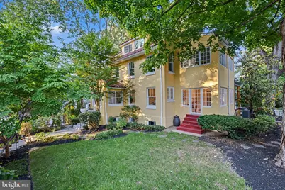 5201 38th Street NW, Washington, DC 20015 - Photo 8