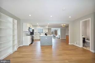 2425 Skyland Pl SE, Washington, DC 20020 - Photo 4