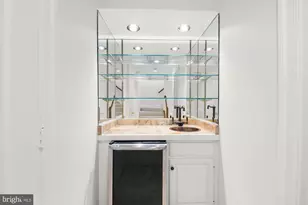 4004 Highwood Ct NW, Washington, DC 20007 - Photo 4