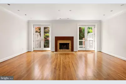 4004 Highwood Court NW, Washington, DC 20007 - Photo 2