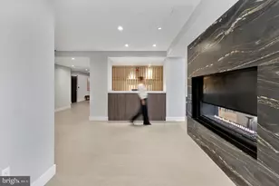 37 L St SE, Washington, DC 20003 - Photo 2