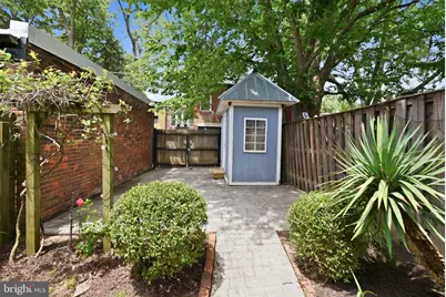 315 11th Street SE, Washington, DC 20003 - Photo 30