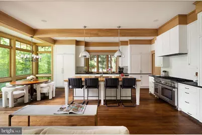 2155 Dunmore Lane NW, Washington, DC 20007 - Photo 4