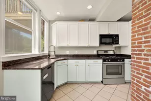2408 37th St NW, Washington, DC 20007 - Photo 8