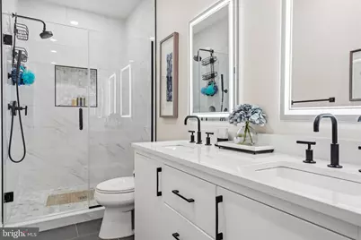 615 Irving Street NW #2, Washington, DC 20010 - Photo 28