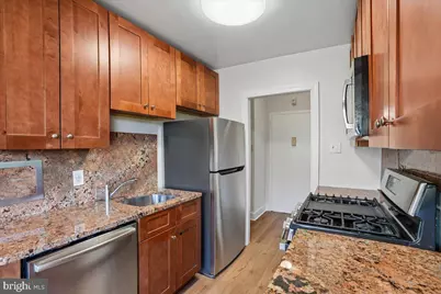 4000 Tunlaw Road NW #1003, Washington, DC 20007 - Photo 10