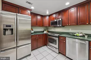 1735 New Hampshire Ave NW, Washington, DC 20009 - Photo 4