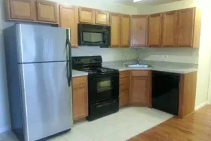 612 Eastern Ave NE, Washington, DC 20019 - Photo 2