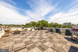220 P St NW, Washington, DC 20001 - Photo 28