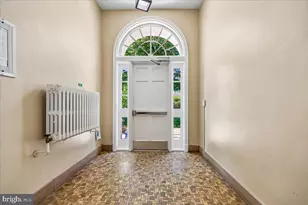 4481 MacArthur Blvd NW, Washington, DC 20007 - Photo 18